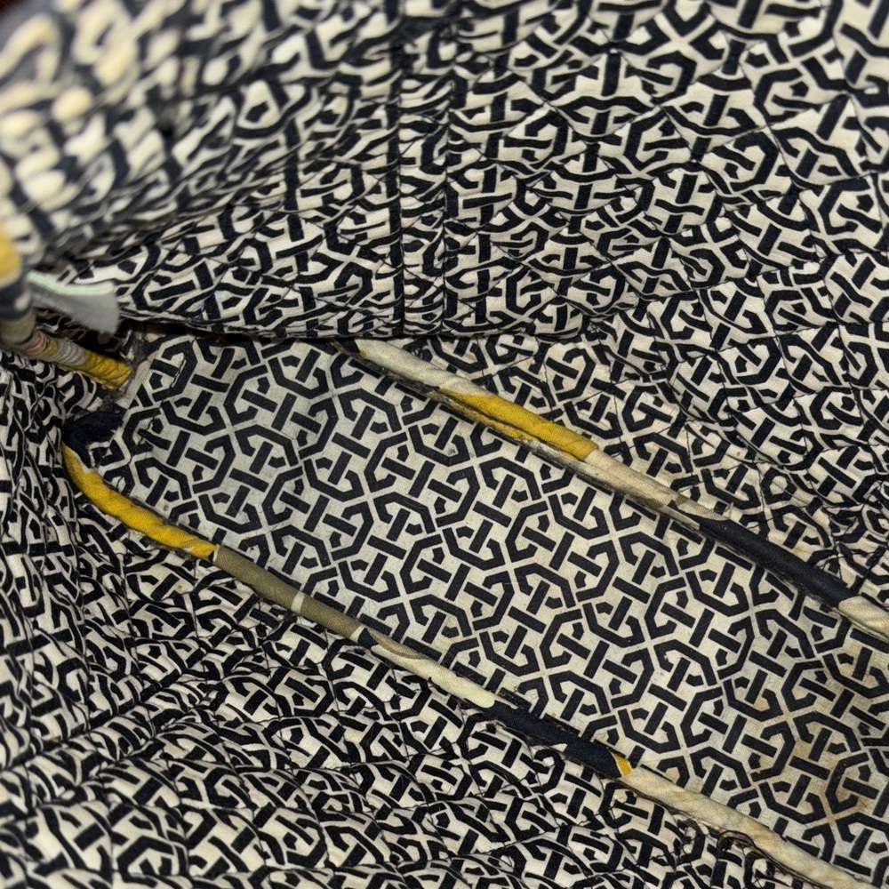 Vera Bradley Yellow and Black Floral Shoulder Bag - Picture 4 of 11